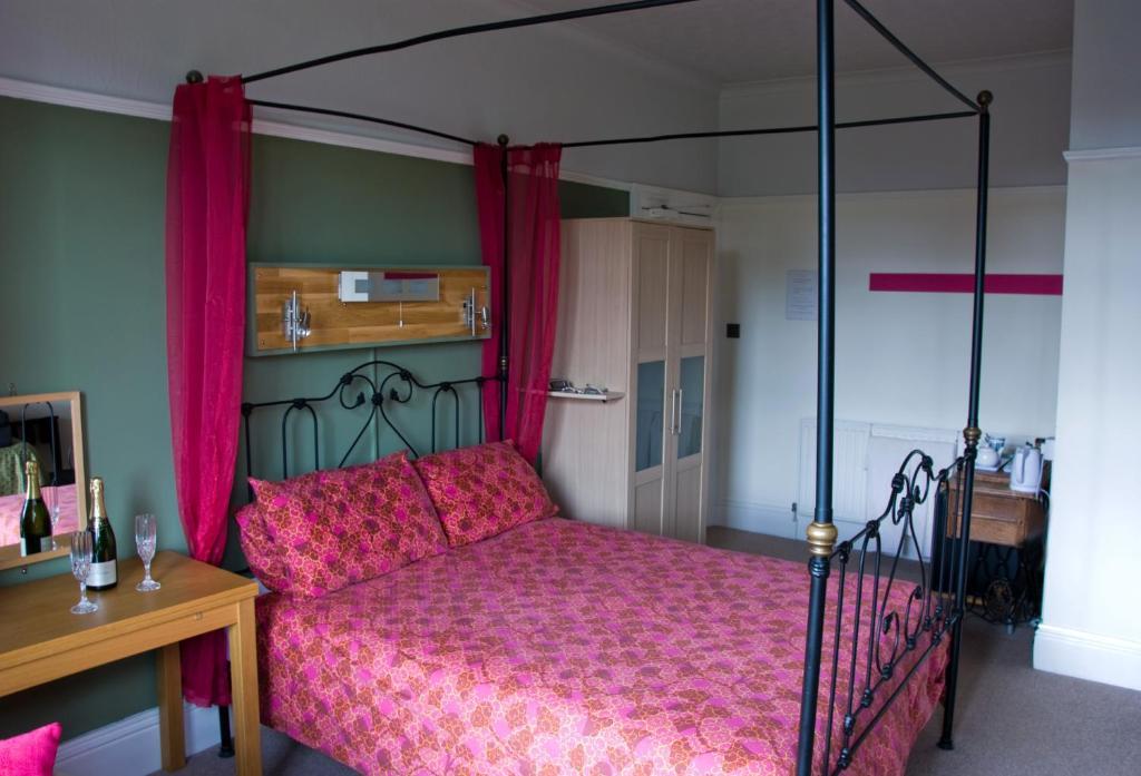 The Rosemont Hotel Йелвертън Екстериор снимка