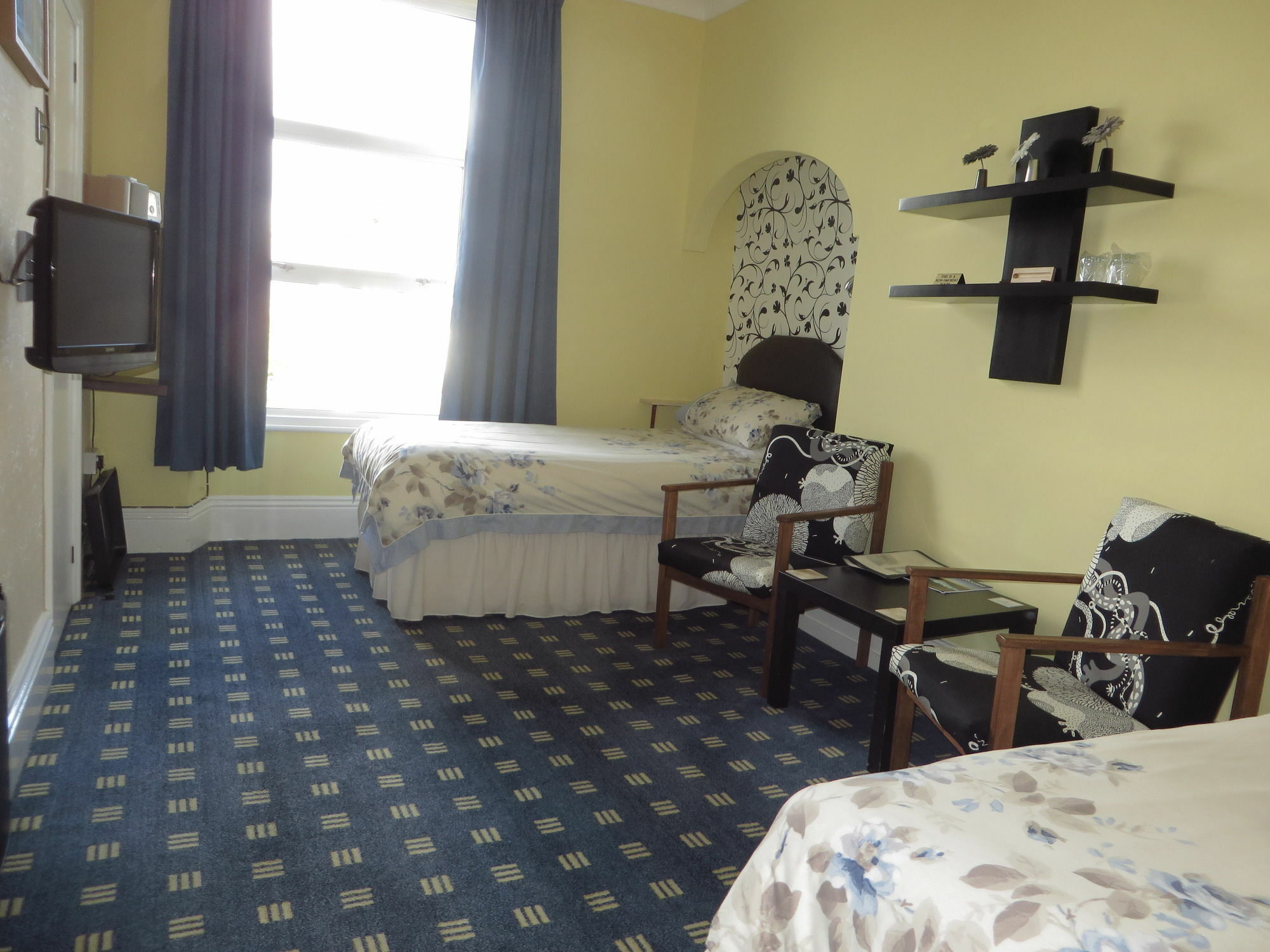 The Rosemont Hotel Йелвертън Екстериор снимка